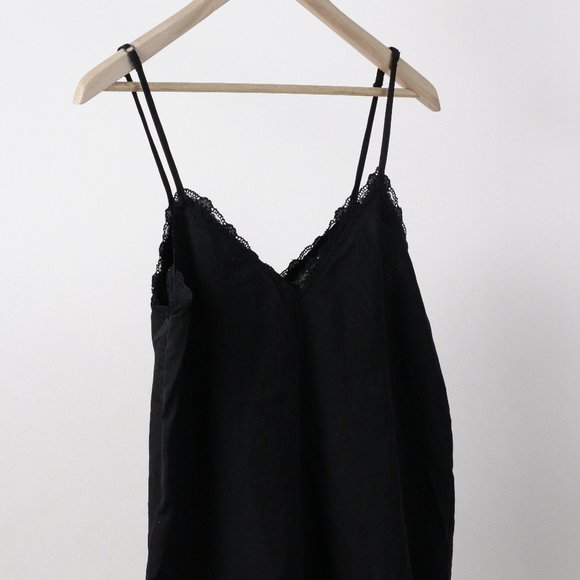 Black camisole with lace trimming - Picture 1 of 5